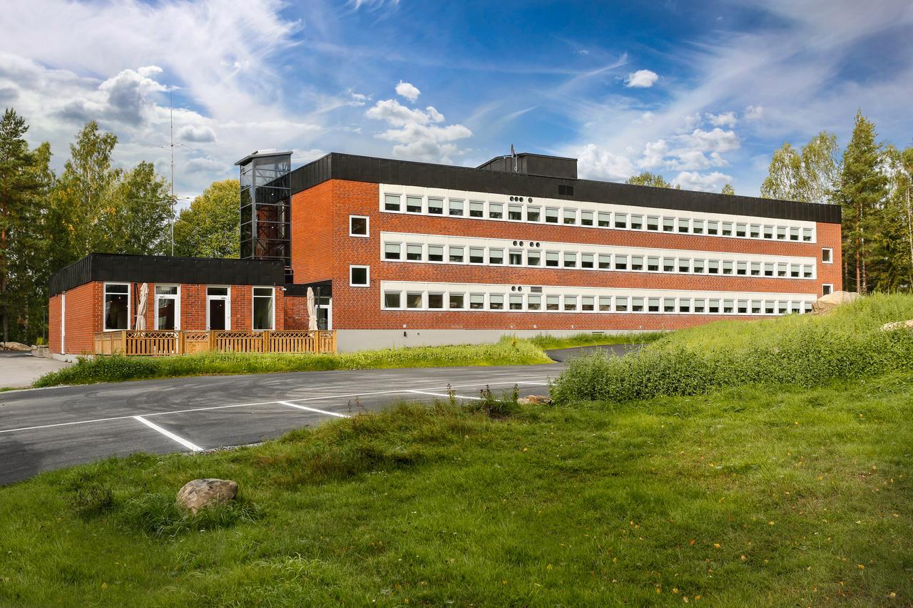 Almnaes Park Hotel Sodertalje Exterior photo